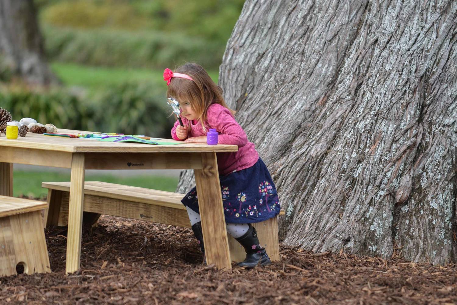 Children's table outlet & bench set