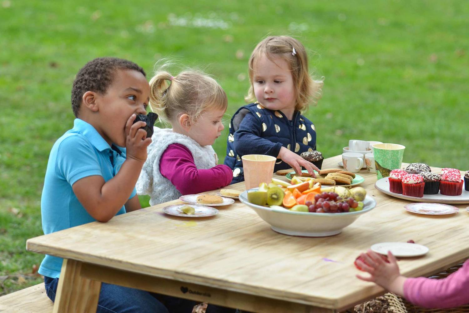 Eating tables deals for toddlers