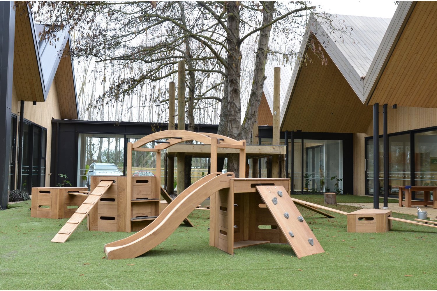Outdorable Movable Play Equipment